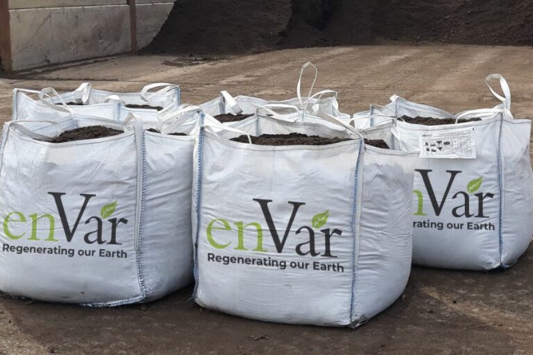 Bulk bags of soil improver Bulk bags of soil improver